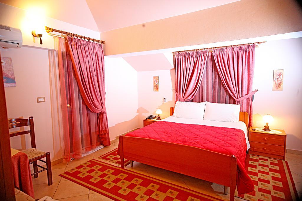 Hotel Primavera Vlora Kültér fotó